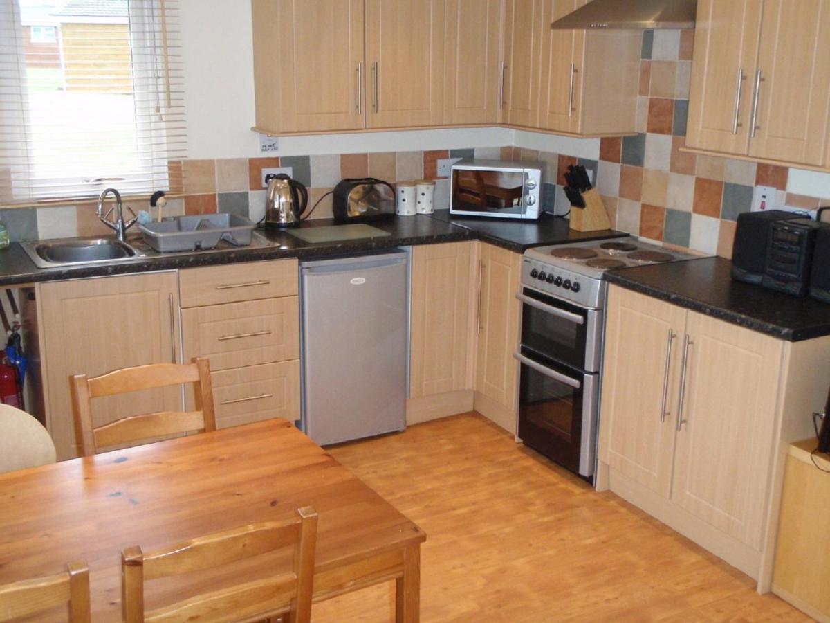 Chalets & Lodges At Atlantic Bays Holiday Park パドストウ エクステリア 写真