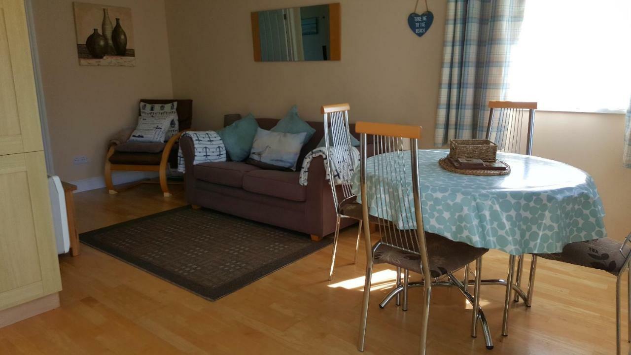 Chalets & Lodges At Atlantic Bays Holiday Park パドストウ エクステリア 写真